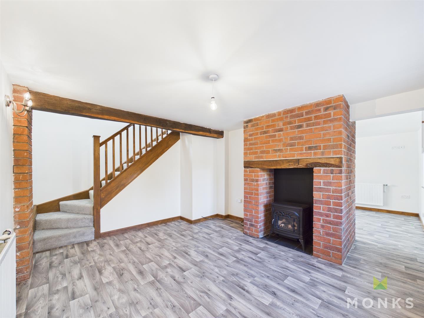 8 Upper Chirk Bank, Wrexham, LL14 5EA Let Agreed